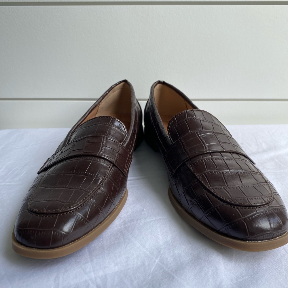 Chocolate Brown Croc Embossed Slip On Flat Classic City Loafers Size 7 Old Money - Picture 2 of 13